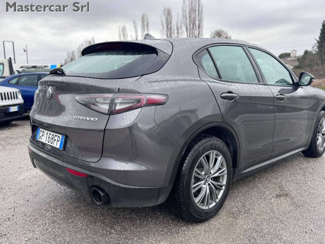 ALFA ROMEO Stelvio usata, con Alzacristalli elettrici