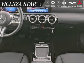 MERCEDES-BENZ A 250 usata, con Controllo automatico clima
