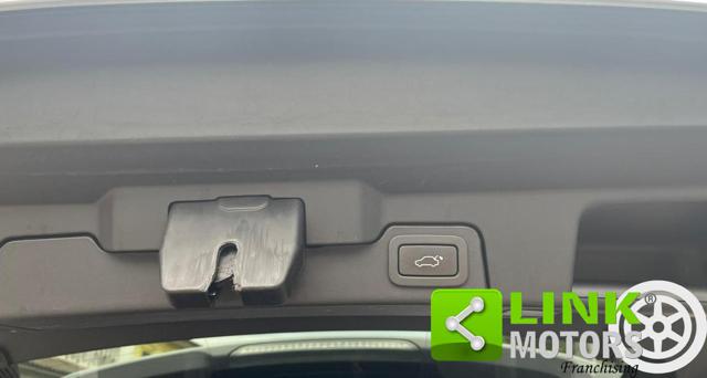 LAND ROVER Range Rover Evoque usata, con Park Distance Control
