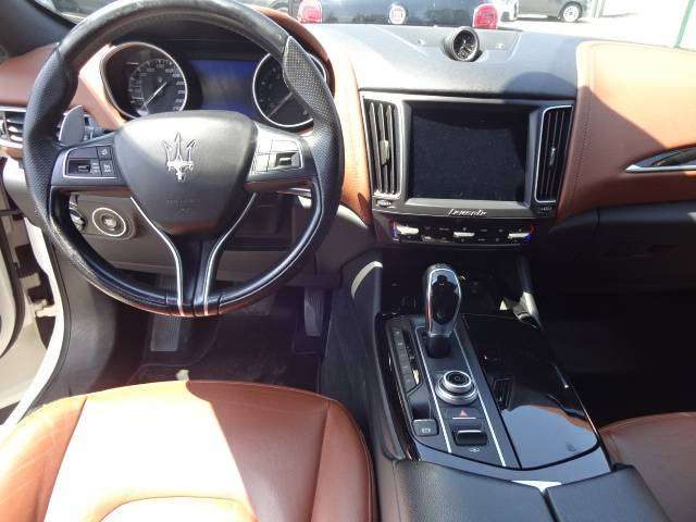 MASERATI Levante usata, con Autoradio