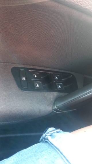 VOLKSWAGEN Golf usata, con ESP