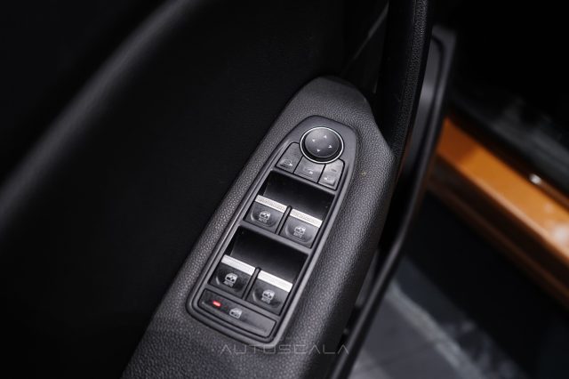 RENAULT Captur usata, con Controllo trazione