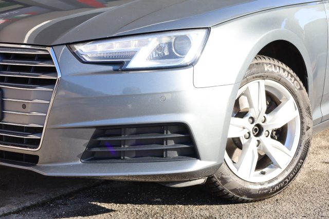 AUDI A4 usata, con Park Distance Control