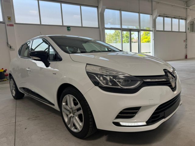 RENAULT Clio usata, con Airbag