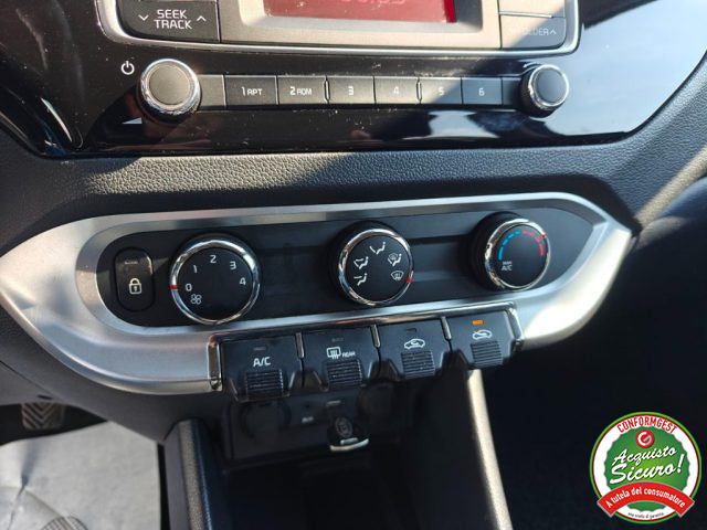 KIA Rio usata, con Fendinebbia