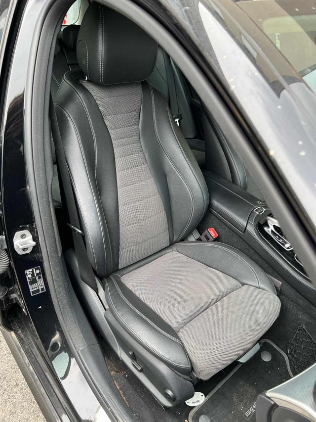 MERCEDES-BENZ E 220 usata, con Servosterzo