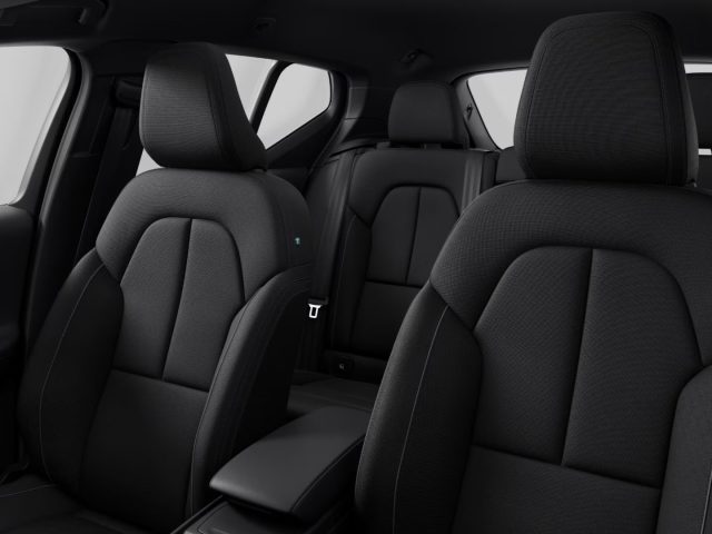VOLVO EX40 usata, con Cruise Control