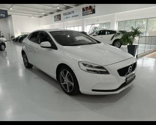 VOLVO V40 D2 Kinetic