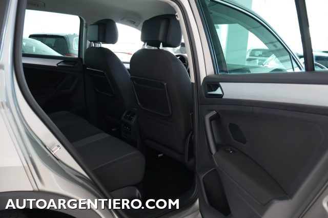 VOLKSWAGEN Tiguan usata, con Specchietti laterali elettrici
