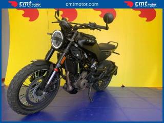 HUSQVARNA Svartpilen 401 usata 3