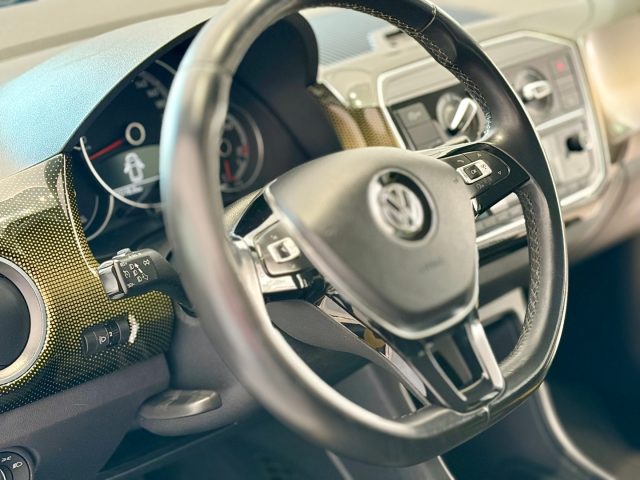 VOLKSWAGEN up! usata, con Cerchi in lega