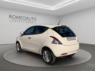 LANCIA Ypsilon usata, con Autoradio