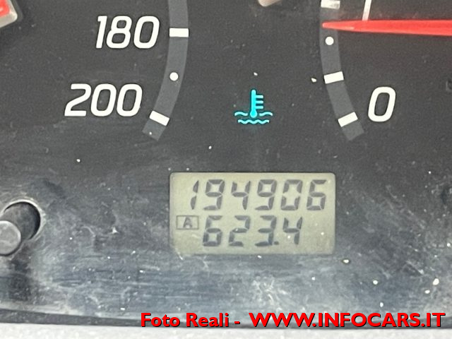 NISSAN Micra usata 9