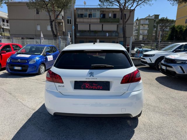 PEUGEOT 308 usata, con Boardcomputer