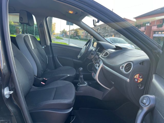 RENAULT Clio usata 11