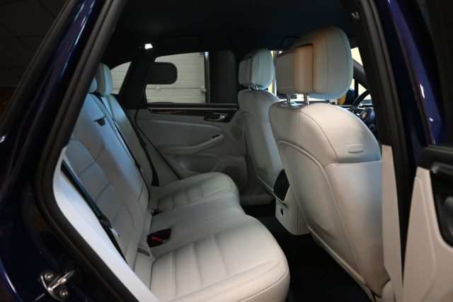 PORSCHE Macan usata 129
