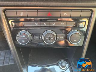 VOLKSWAGEN T-Roc usata, con Specchietti laterali elettrici