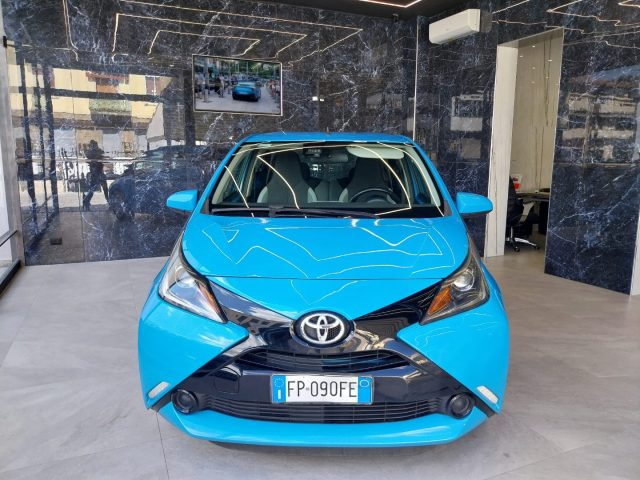 TOYOTA Aygo usata, con ABS