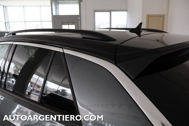 VOLKSWAGEN T-Roc usata, con Specchietti laterali elettrici
