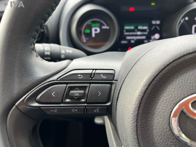 TOYOTA Yaris usata 18