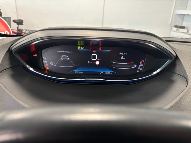 PEUGEOT 5008 usata, con Chiusura centralizzata