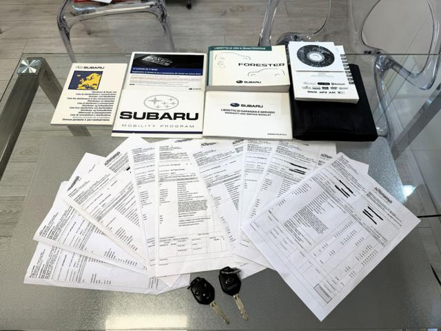 SUBARU Forester usata, con Sedile posteriore sdoppiato