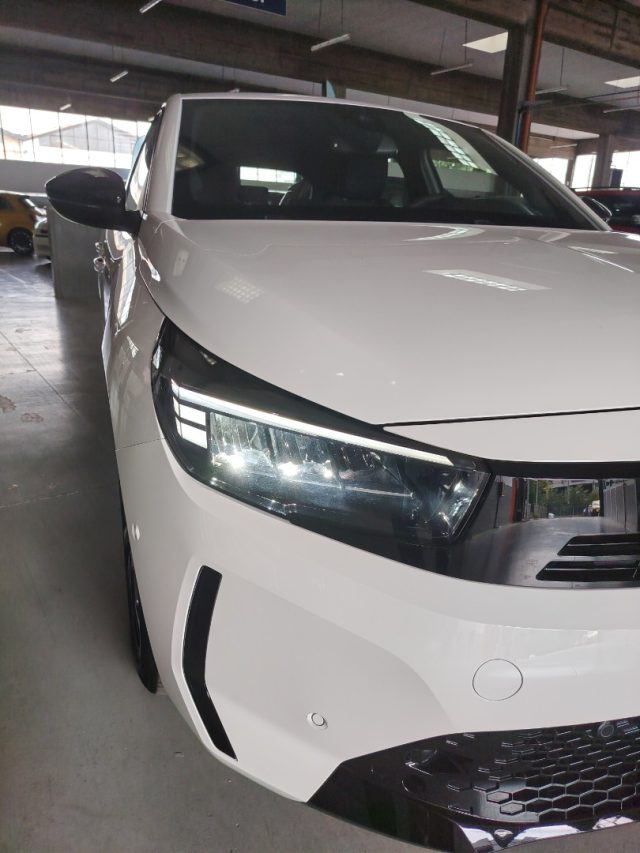 OPEL Corsa usata, con ESP