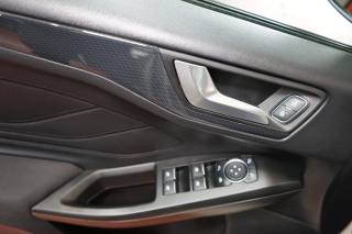 FORD Focus usata, con Leve al volante