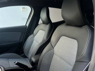 RENAULT Clio usata, con Fari LED