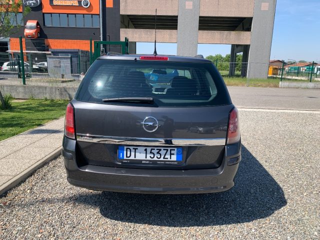 OPEL Astra usata, con Autoradio