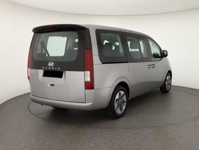 HYUNDAI Staria usata, con Antifurto