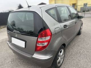 MERCEDES-BENZ A 160 usata, con Airbag