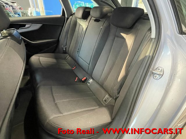 AUDI A4 usata, con Autoradio
