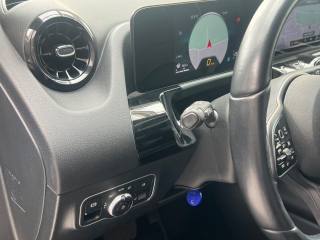 MERCEDES-BENZ GLA 180 usata, con Luci diurne LED
