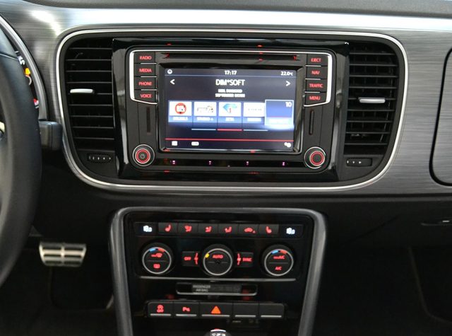 VOLKSWAGEN Maggiolino usata, con Autoradio