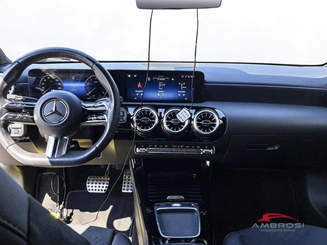 MERCEDES-BENZ A 180 usata 11