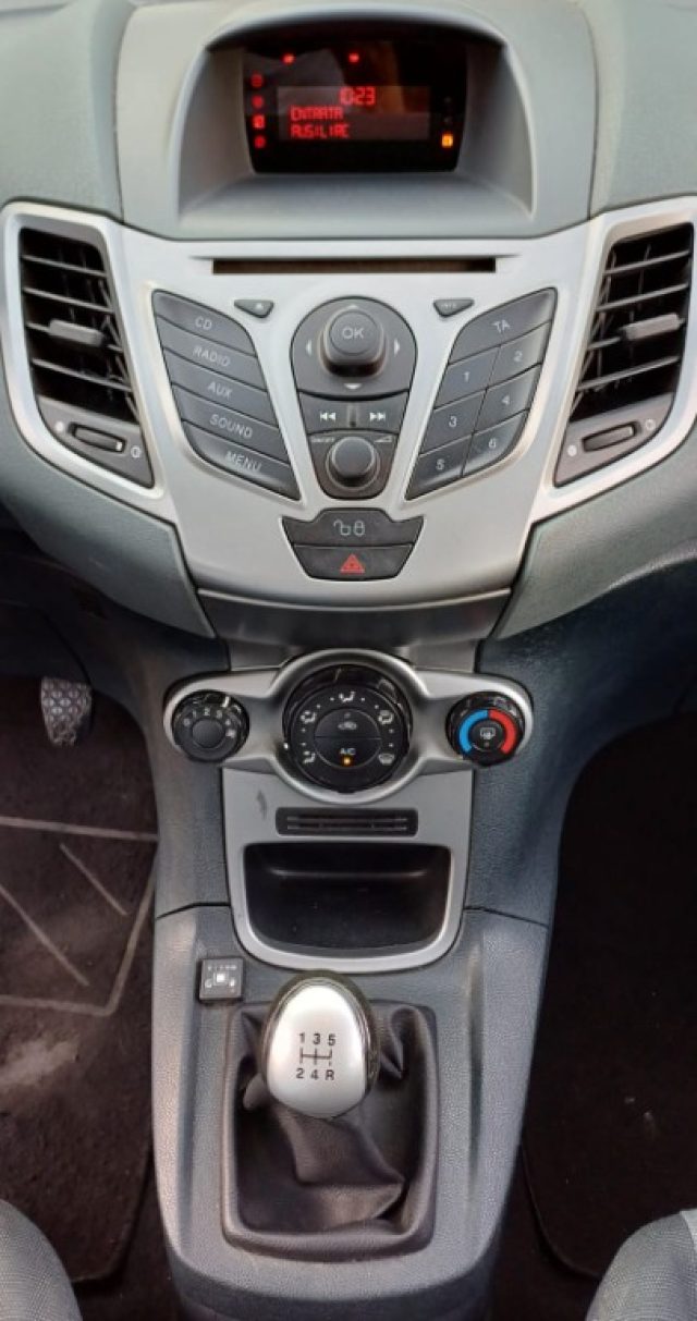 FORD Fiesta usata, con Servosterzo
