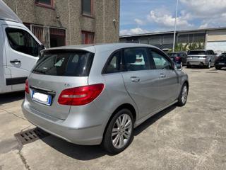 MERCEDES-BENZ B 180 usata, con Alzacristalli elettrici