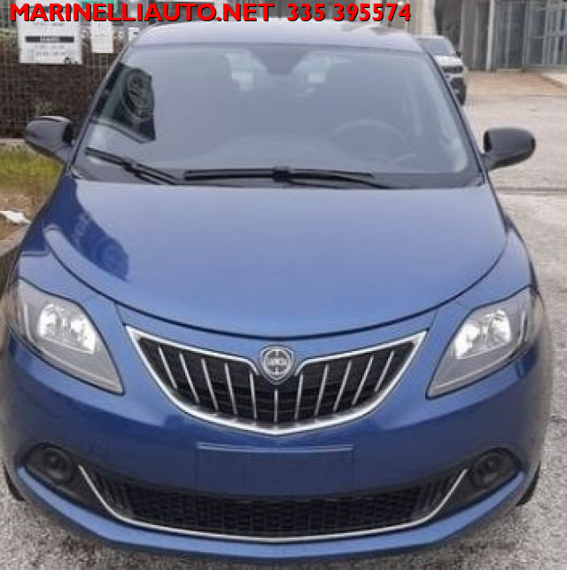 LANCIA Ypsilon usata, con Autoradio