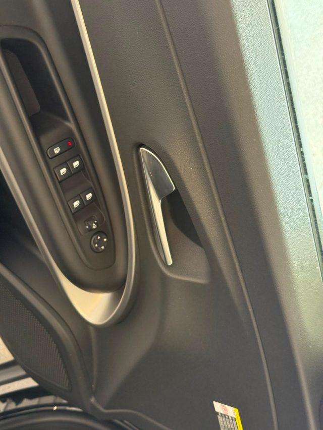 JEEP Avenger usata, con Sensore di luce