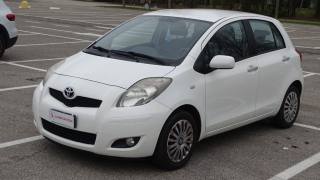 TOYOTA Yaris usata, con Airbag laterali