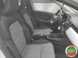 RENAULT Clio usata, con Fari LED