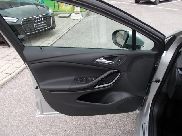 OPEL Astra usata, con Immobilizzatore elettronico