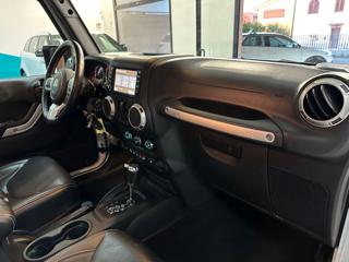JEEP Wrangler usata, con USB