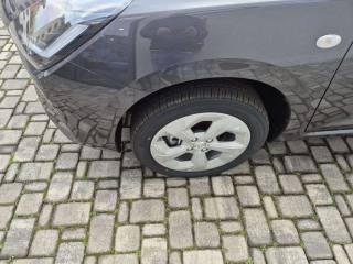 SUZUKI Swift usata, con Controllo automatico clima