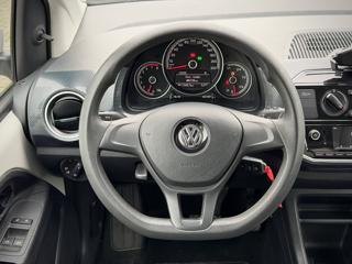 VOLKSWAGEN up! usata, con MP3