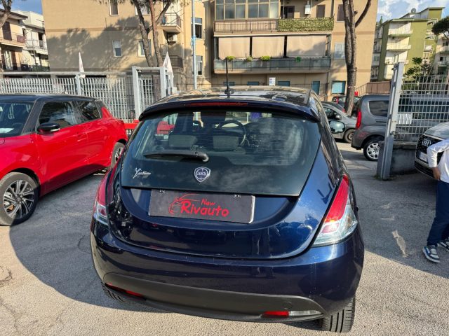 LANCIA Ypsilon usata, con Boardcomputer