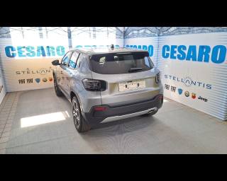 JEEP Avenger usata, con Volante in pelle