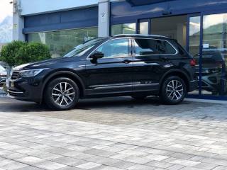 VOLKSWAGEN Tiguan usata, con Airbag laterali