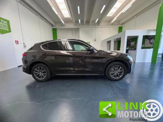 ALFA ROMEO Stelvio usata, con Autoradio